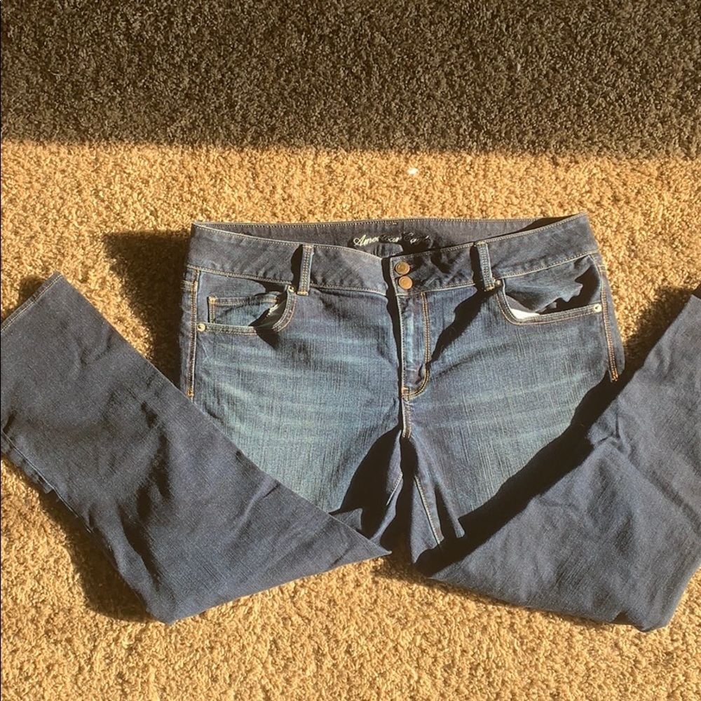 American Eagle Artist crop